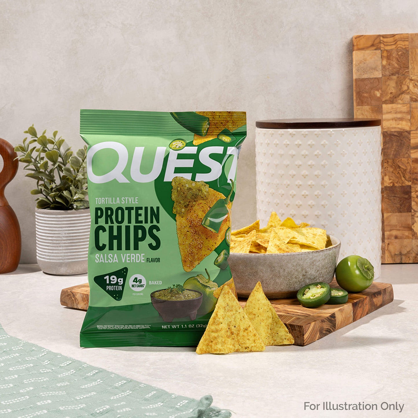 salsa-verde-tortilla-style-protein-chips-l8 qst-016419-salsa-verde-tortilla-style-protein-chips_5.jpg